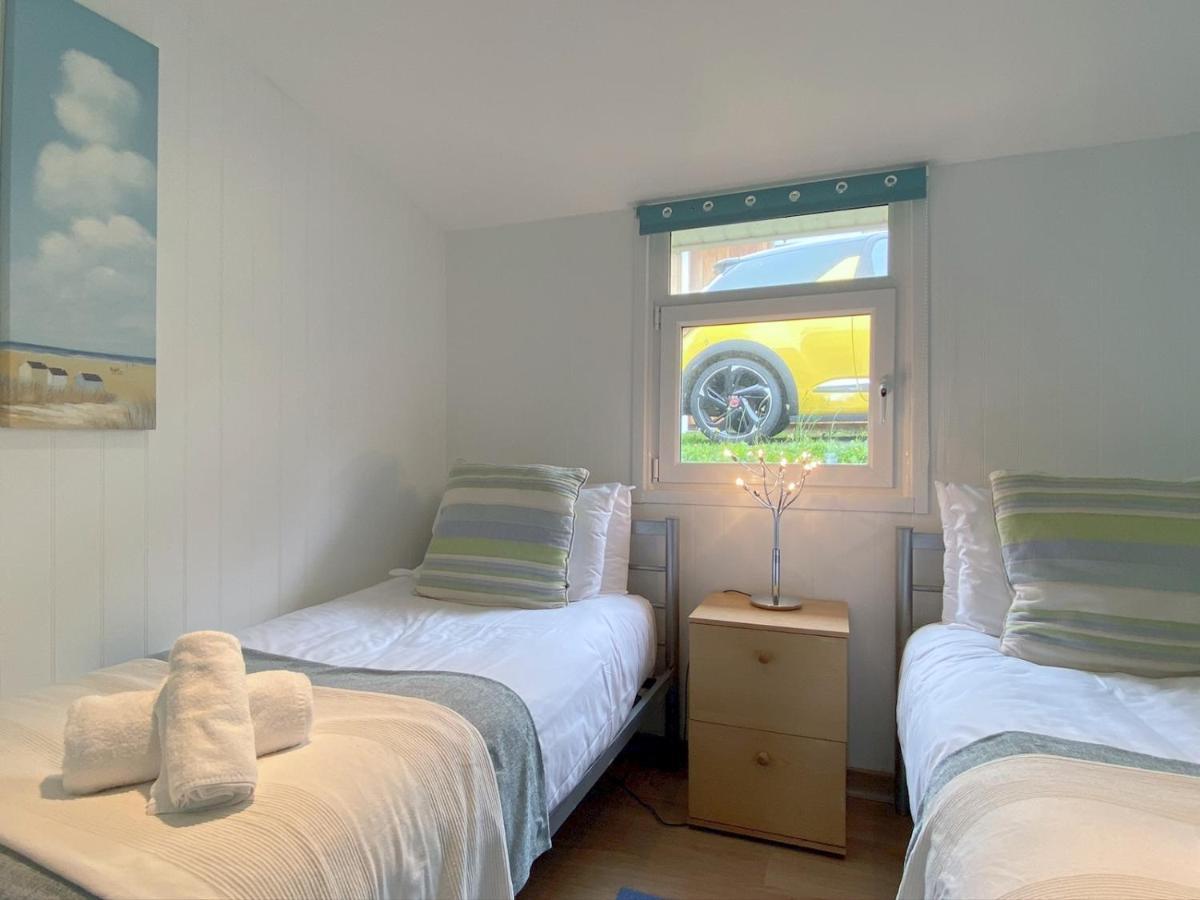 Pass The Keys Gower Beach Staycation Caswell Bay - Sleeps 4 Swansea Exteriör bild