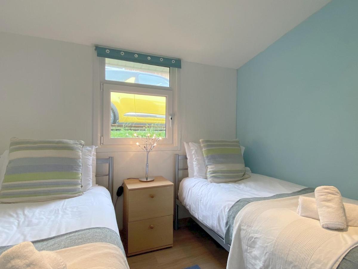 Pass The Keys Gower Beach Staycation Caswell Bay - Sleeps 4 Swansea Exteriör bild